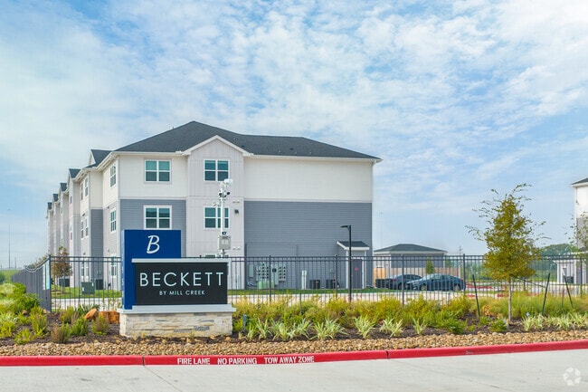 Building Photo - Beckett Cottingham