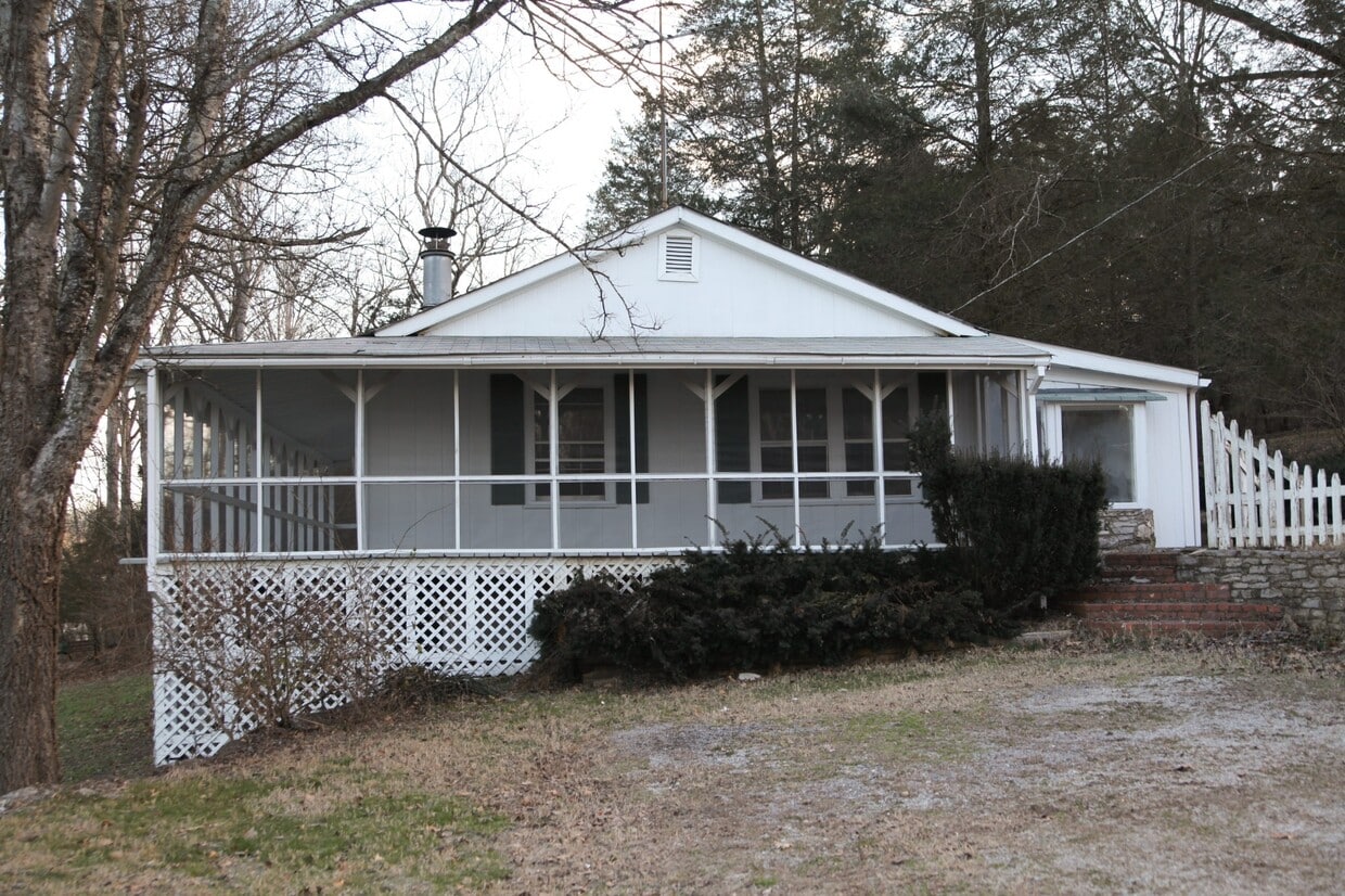 4862 Old BethesdaDuplex Rd, College Grove, TN 37046 House Rental in