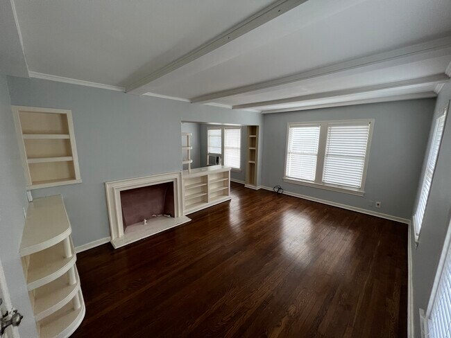 Foto del edificio - 1655 Norfolk St