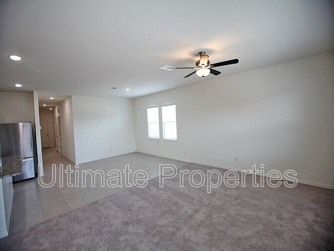 Foto del edificio - 5923 N 200th Ave