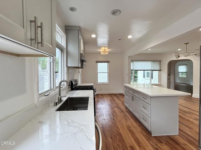 Building Photo - 4617 Palm Dr
