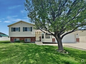 Building Photo - 2996 E 1530 S