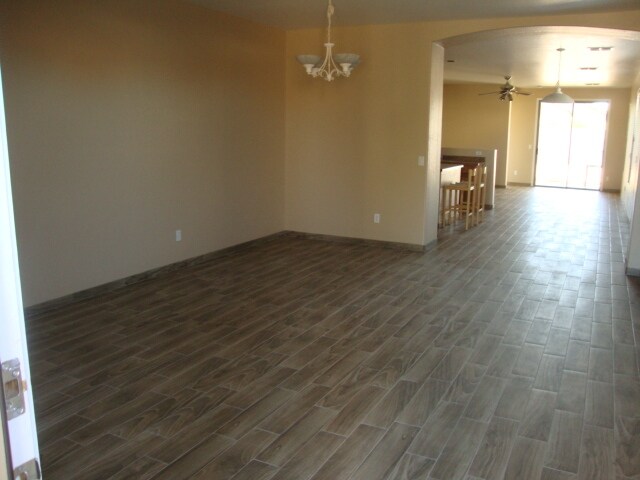 Building Photo - 3579 W Mesquite Ave