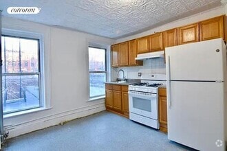 Building Photo - 485 Hicks St