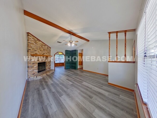 Building Photo - Move-In Special | Charming 3-Bedroom Corner Lot Home with Spacious Backyard and Convenient Location