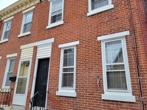 Building Photo - 2325 Belgrade St