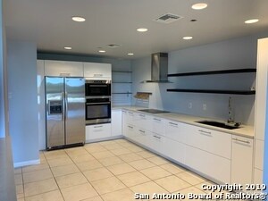 Foto del edificio - 7887 Broadway