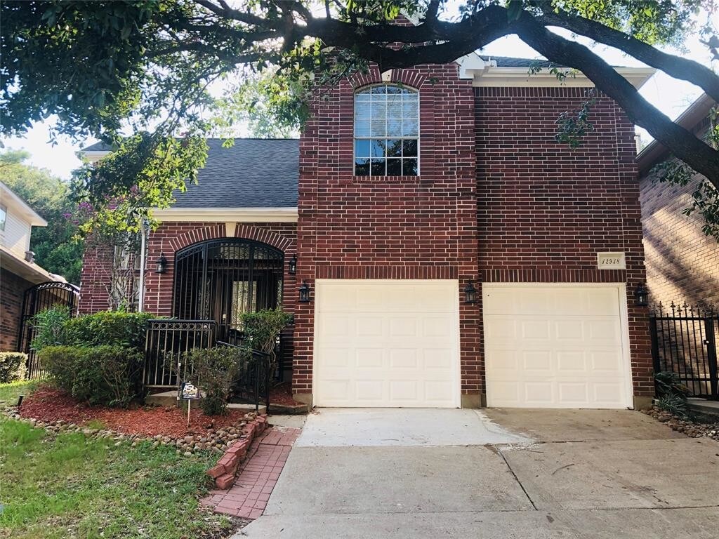 Foto principal - 12938 Kingsbridge Ln