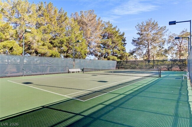 Foto del edificio - 7275 Diamond Canyon Ln
