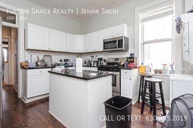 Building Photo - 3126 N Seminary Ave