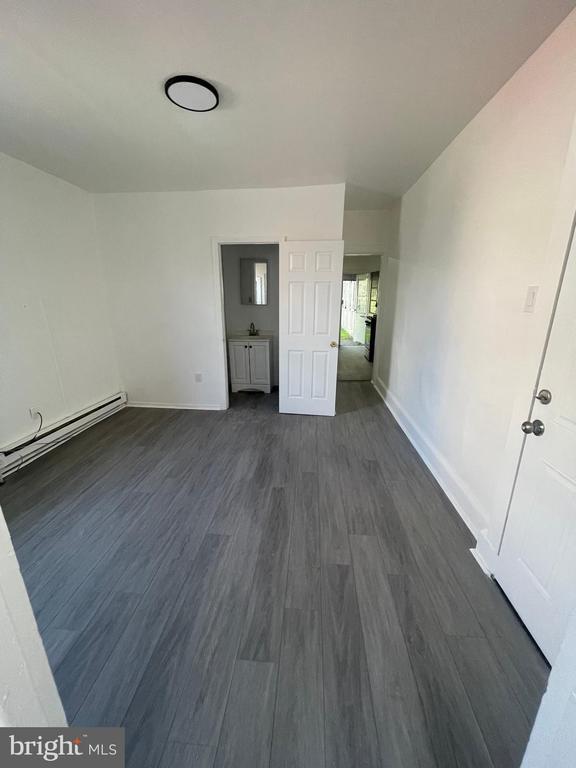 Foto principal - 2721 W 3rd St