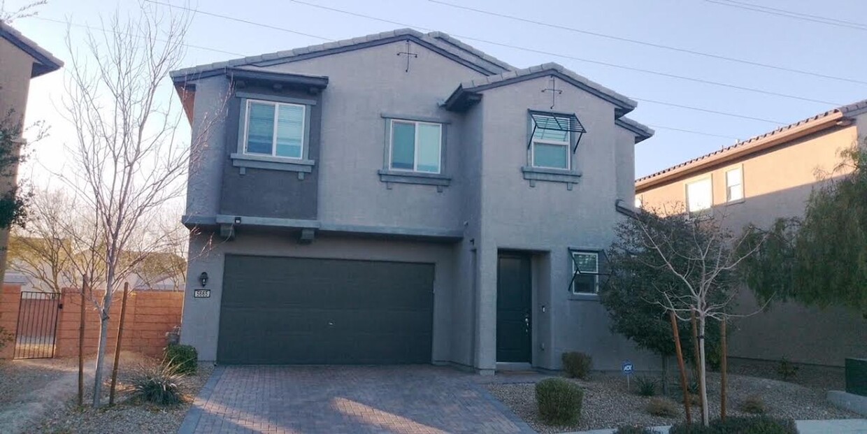 Foto principal - Beautiful Home In North Las Vegas!