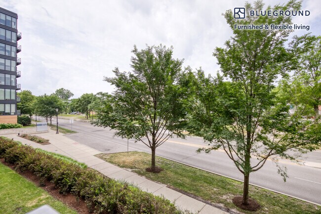 Foto del edificio - 1717 Ridge Ave