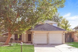 Building Photo - 1010 Silver Spruce Dr