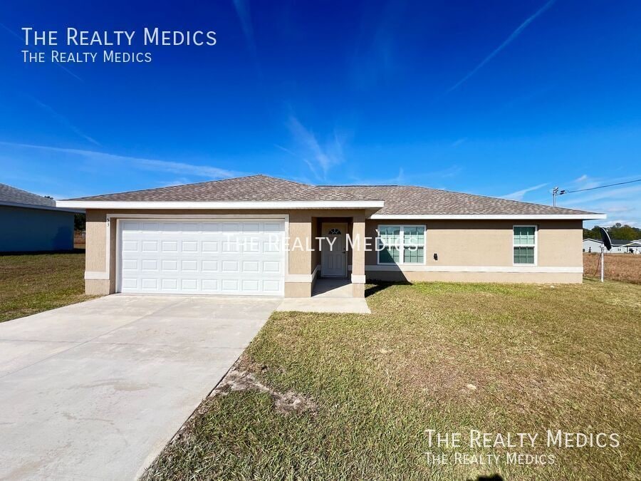 Foto principal - 53 Maple Dr