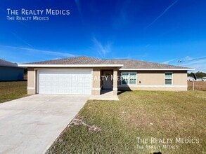 Building Photo - 53 Maple Dr