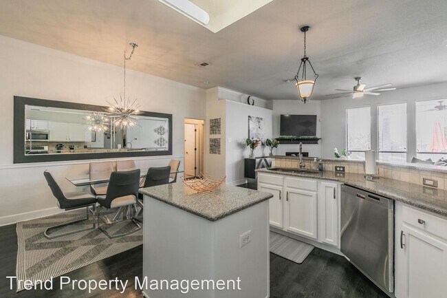 Building Photo - 4 br, 2 bath House - 600 Coal Creek Drive