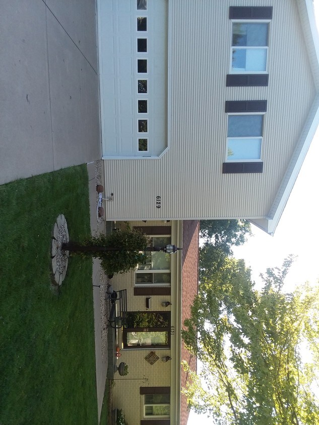 Primary Photo - 6131 N Jayar Dr