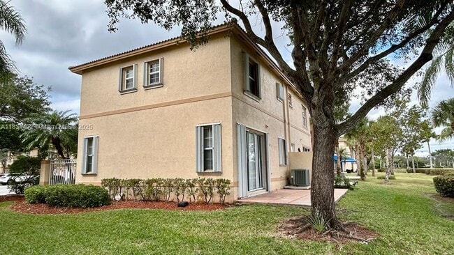Building Photo - 677 NW 170th Ter