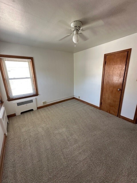 Building Photo - 933 Glenview Ave
