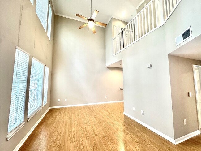 Foto del edificio - 702 Hadley St