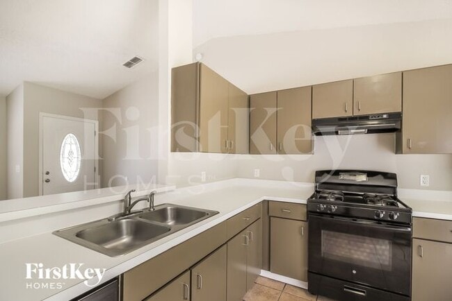 Foto del edificio - 5 Cardinal Estates Blvd