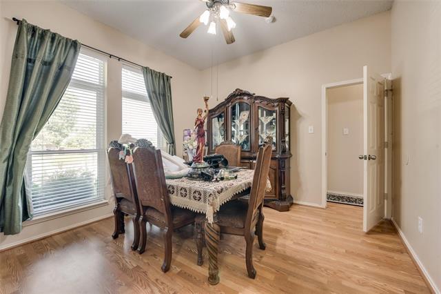 Foto del edificio - 1512 Rosewood Ln