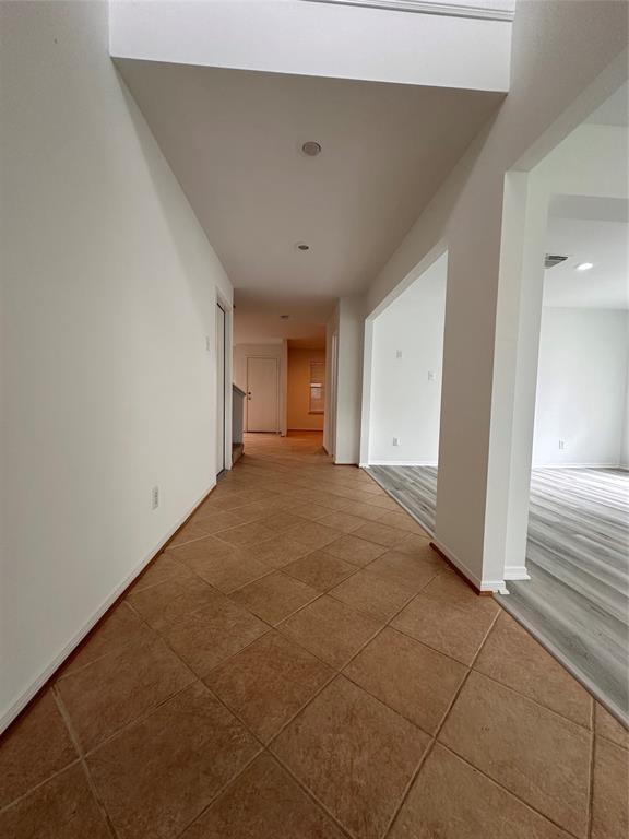 Foto del edificio - 7930 Fall Glen Dr