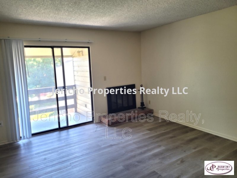 519 Wright St Unit 303, Lakewood, CO 80228 Condo for Rent in Lakewood