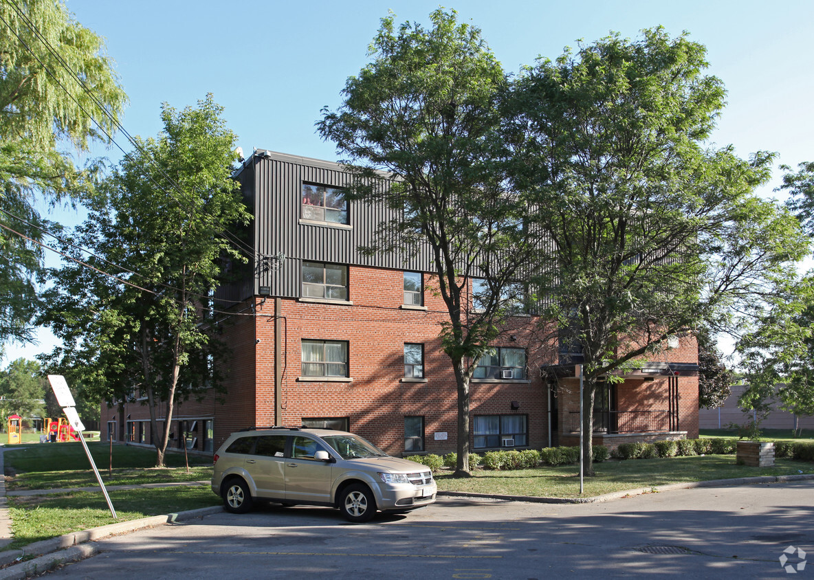 Building Photo - 87 Amaranth Ct