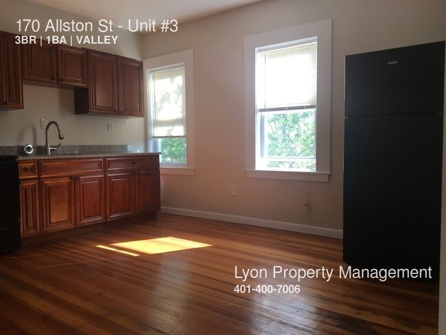 Building Photo - 170 Allston St