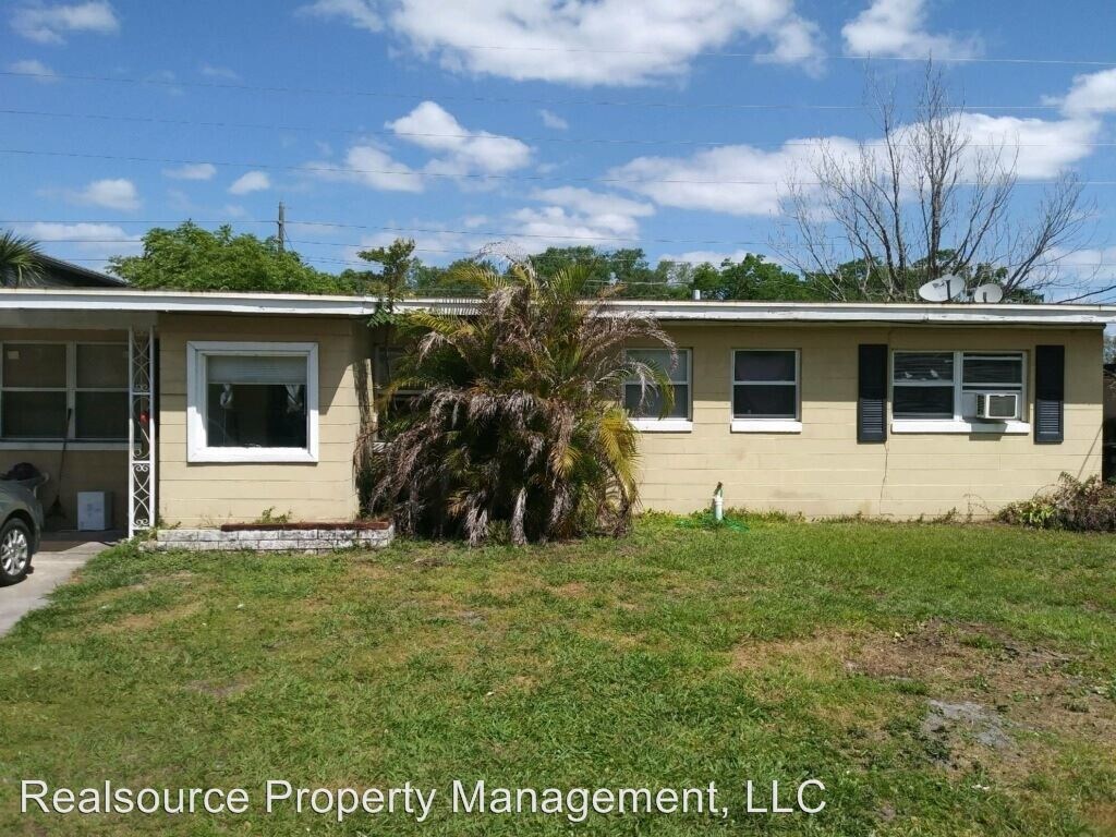 Primary Photo - 4131 Lake Lawne Ave