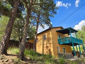 Building Photo - 125 Tamarack Rd