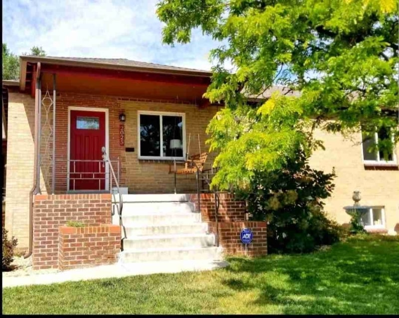 Primary Photo - 2025 Perry St