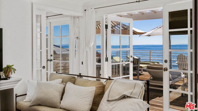 Foto del edificio - 20920 E Pacific Coast Hwy