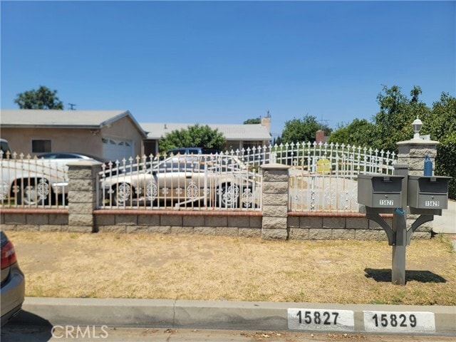 Primary Photo - 15827 Fairgrove Ave