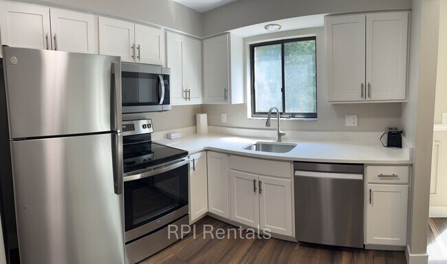 Foto del edificio - Shaler 2 Bedroom Townhouse