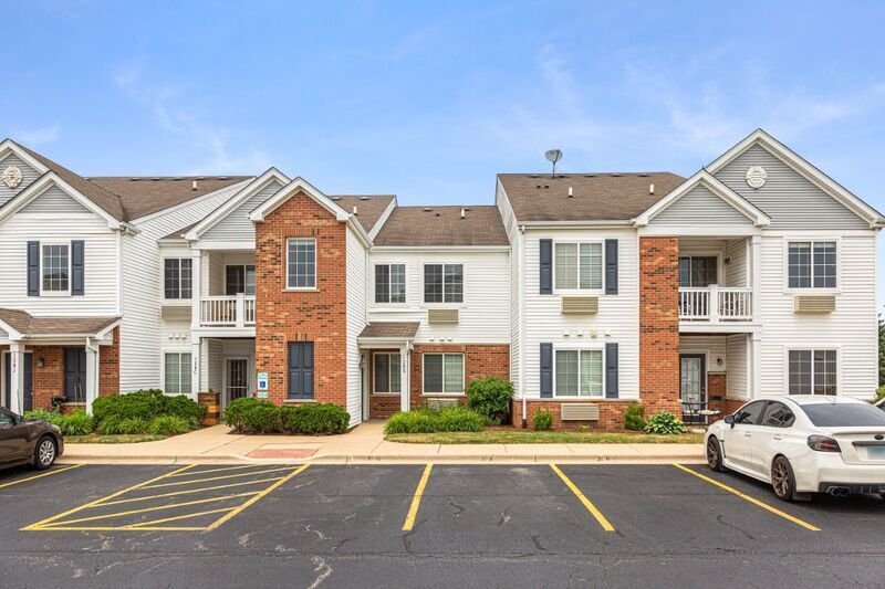 128 Bertram Dr Unit K, Yorkville, IL 60560 Condo for Rent in