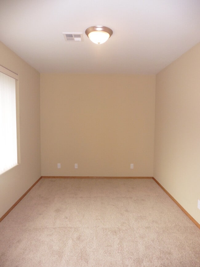 Building Photo - lanh667