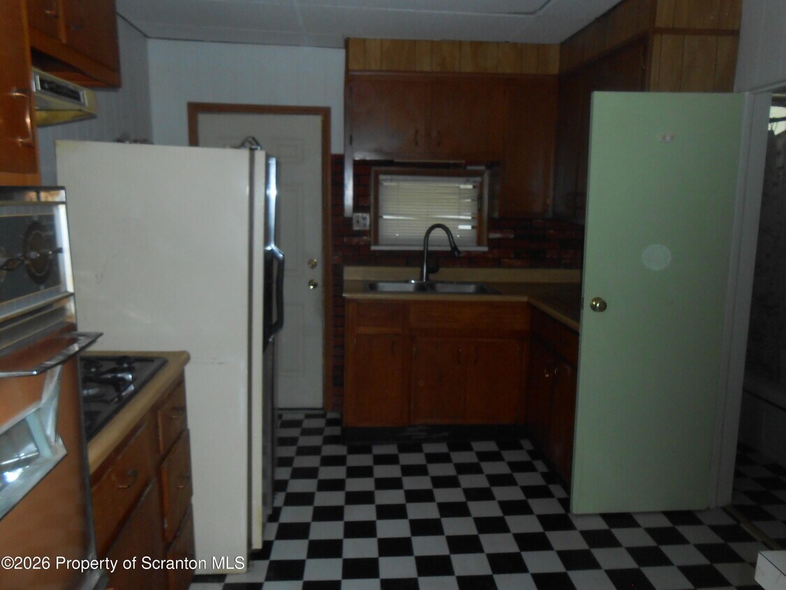 716-718-718 Landis St, Scranton, PA 18504 - Room for Rent in Scranton ...