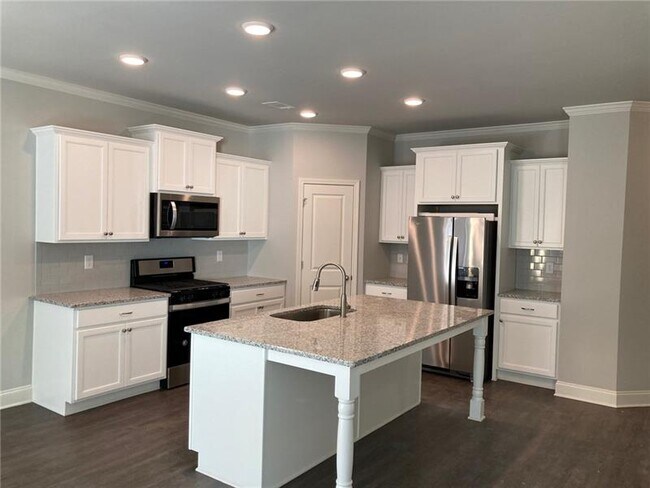 Building Photo - 2405 Morgan Pl Dr
