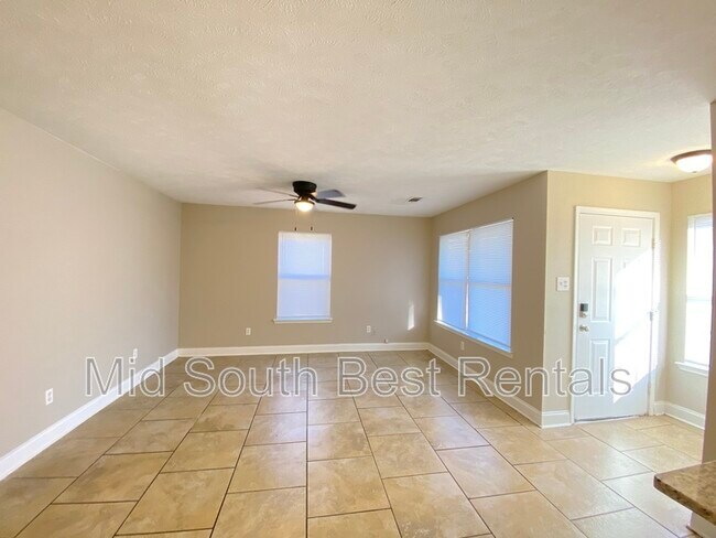 Building Photo - 316 Bellewood Ln