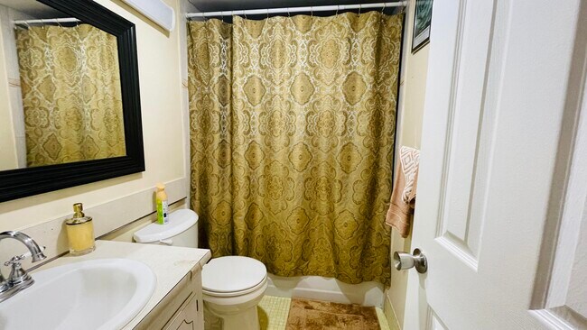 Foto del edificio - 138 Salisbury I