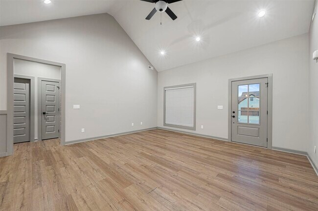 Building Photo - 3107 White Ash St