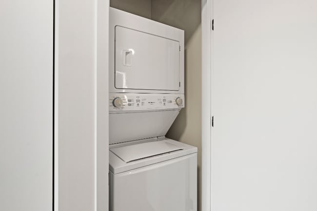 Building Photo - 139 N Ashland Ave