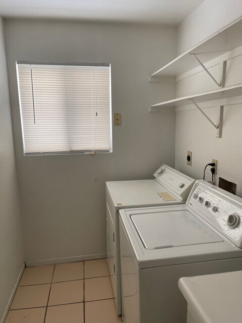 Foto del edificio - 1429 Lilac Breeze Cir