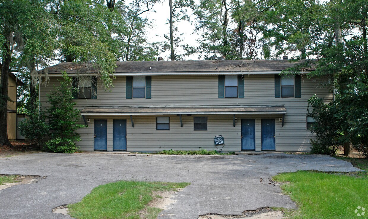 Building Photo - 3264 Nekoma Ln
