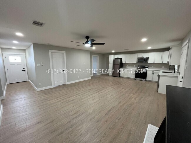 Building Photo - 6007 Leacrest Ct