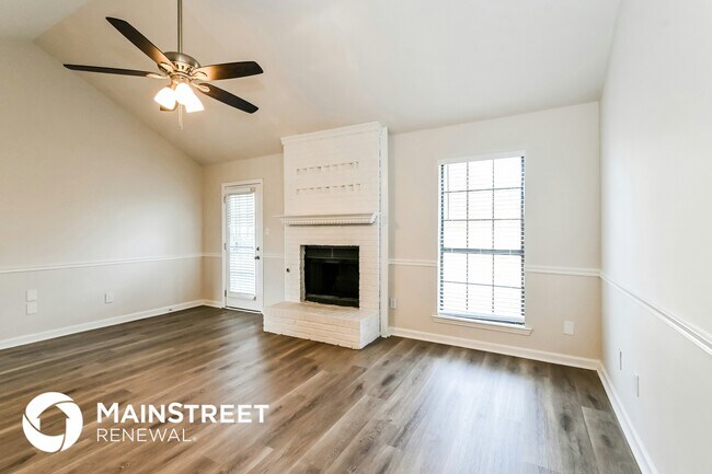 Foto del edificio - 10126 Stephenson Ln