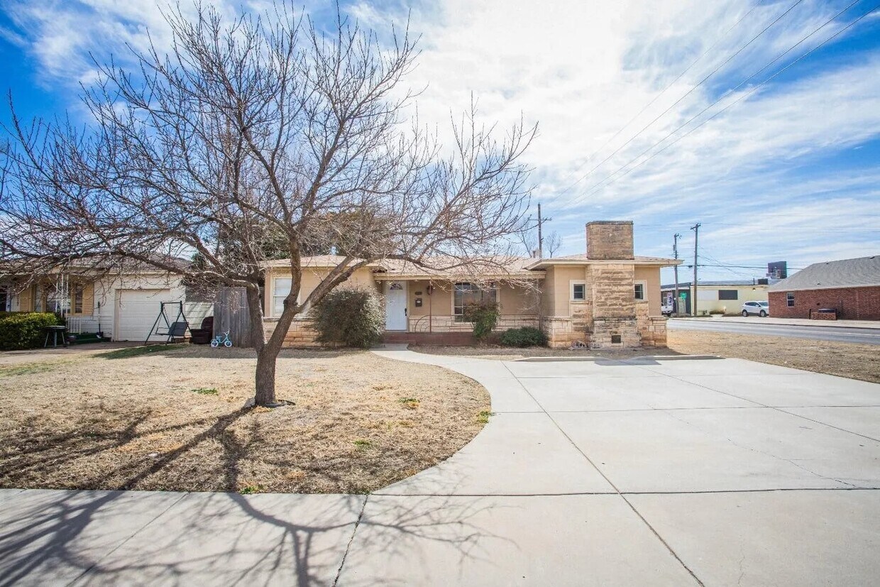 Foto principal - 3019 33rd St